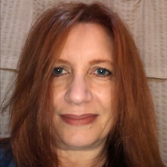 Meet your Posher, Sue - Picture 2 of 2